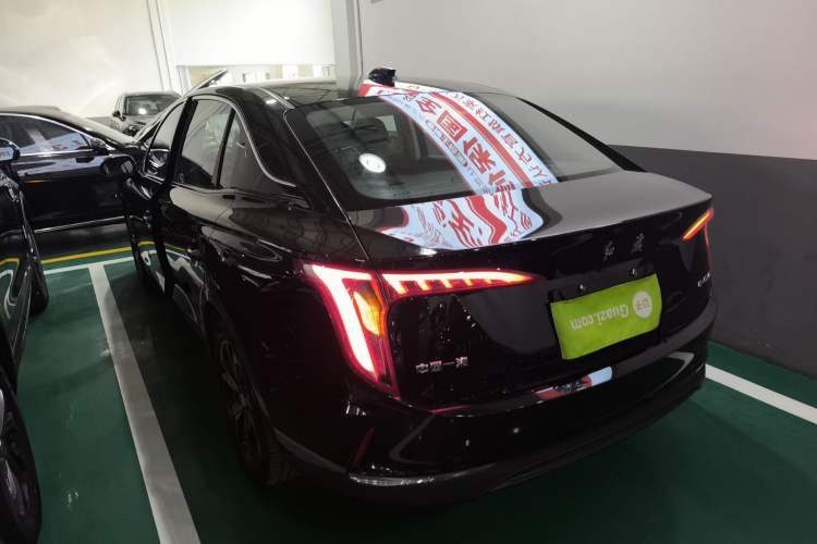 Used Hongqi E-QM5 2022 431 km Charge & Enjoy Edition