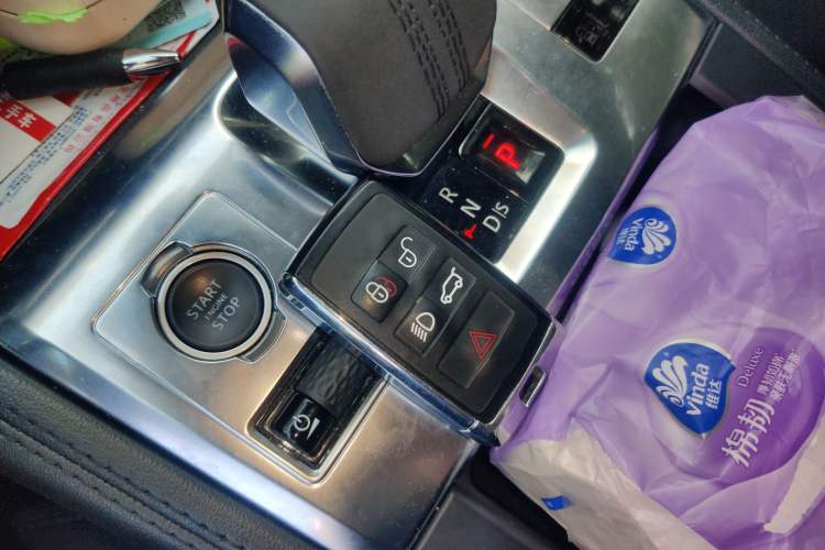 Used Jaguar F-PACE 2021 250 PS
