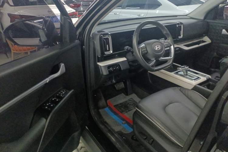 Used Hyundai ix35 2023 Musso 2.0L Deluxe Edition DLX