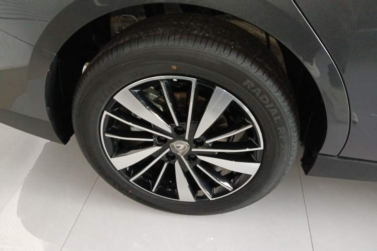 Used CHANGAN Eado PHEV 2025 Smart New Blue Whale 145KM Battleship Edition
