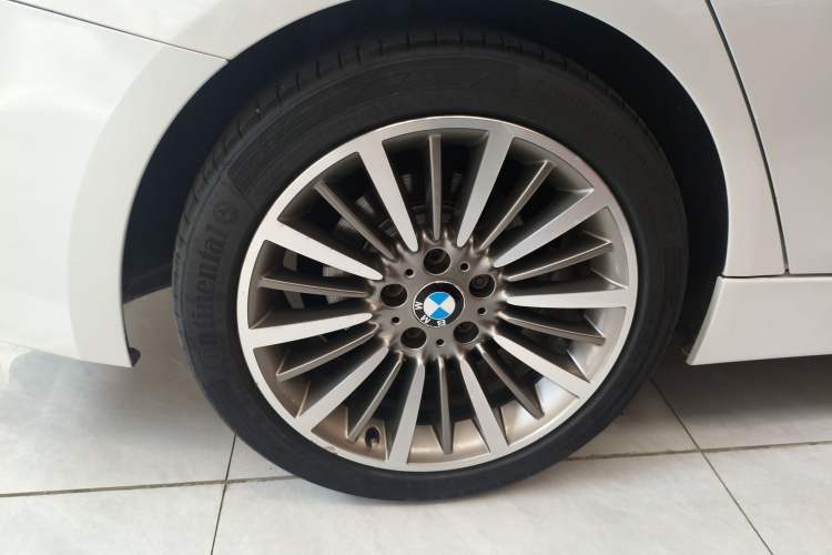 Used BMW 3 Series 2018 320Li Fashion Model
