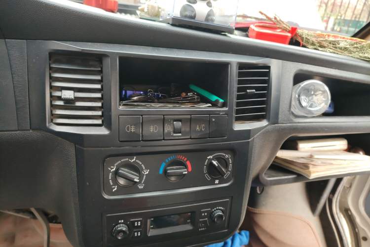 Used Wuling Zhiguang 2013 1.0L Base Version
