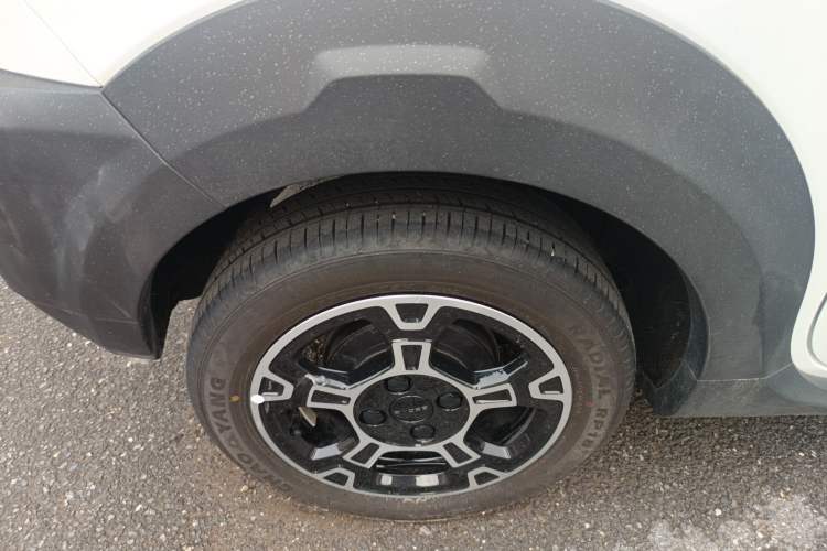 Used Geely Galaxy Panda 2025 210km Panda Rider Right Rear Wheel Hub