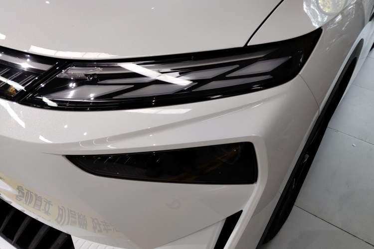 Used Venucia VX6 2024 450 Travel Edition
