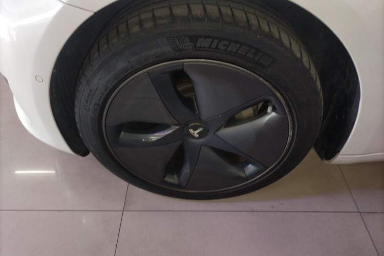 Used Tesla Model 3 2019 Standard Range Rear-Drive Upgraded Version Left Front Wheel Hub