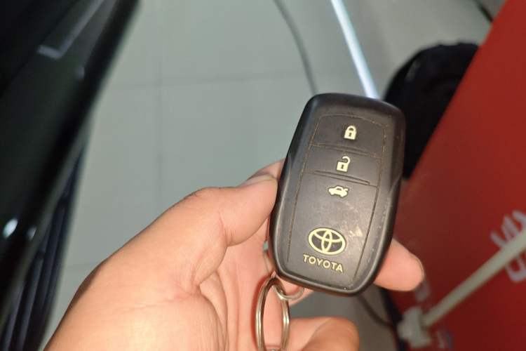 Used Toyota Prado 2016 2.7L Automatic Luxury Edition