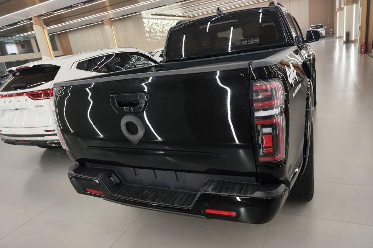 Used Great Wall Poer 2021 2.0T Global Version Automatic Gasoline 4x4 Sporty Standard-Box GW4C20B
