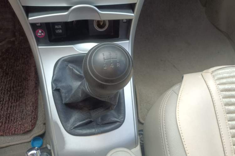 Used Toyota Corolla 2011 1.6L Manual GL Gear Lever