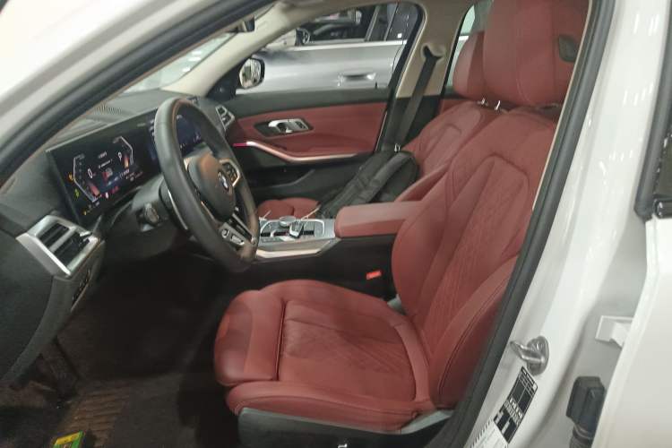 Used BMW 3 Series 2025 330Li M Sport Shadowline Package Left Front Seat