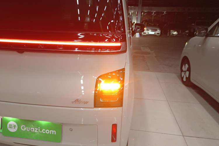 Used Wuling Air ev 2023 - Four Seats - Advanced Edition
