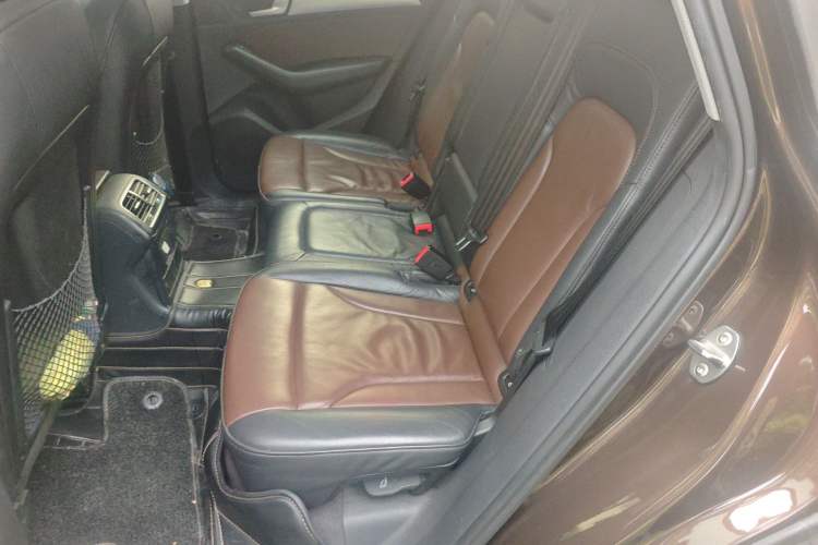 Used Audi Q5 2015 40 TFSI Technology Edition Left Rear Seat