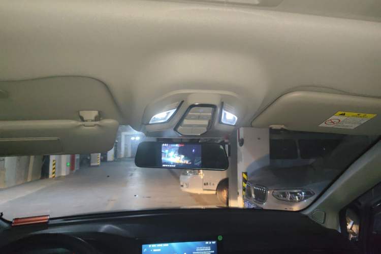 Used Wuling Jiachen 2022 1.5T CVT Deluxe Flagship Edition Headliner