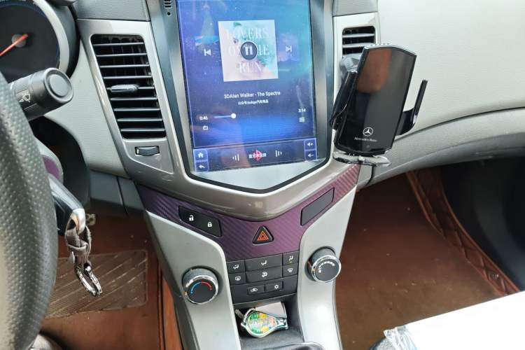 Used Chevrolet Cruze 2012 1.6L SL Grand Edition Manual Transmission
