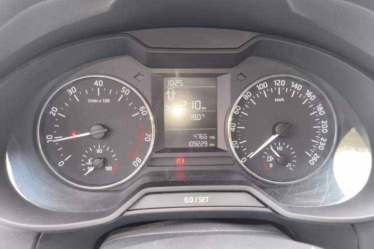 Used Skoda Octavia 2017 1.6L Manual Trend Edition
