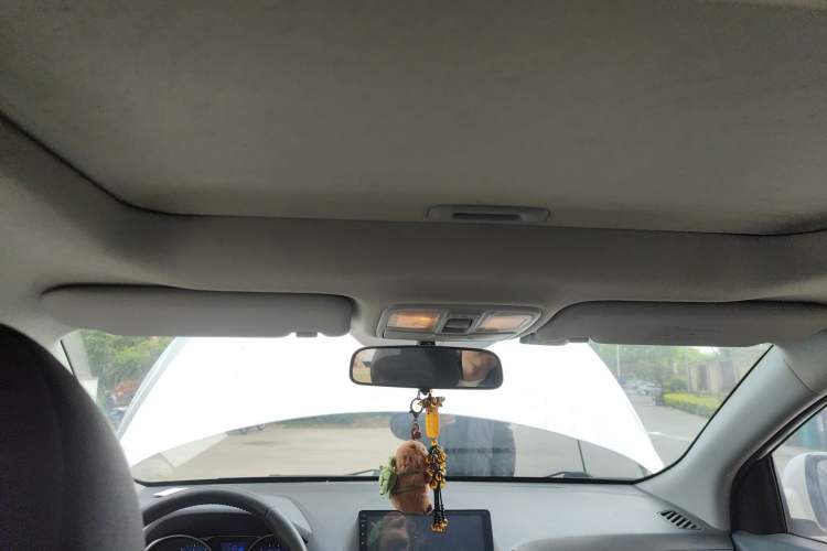 Used Hyundai ix35 2013 2.0L Automatic Two-Wheel Drive Smart GLS China IV Standard
