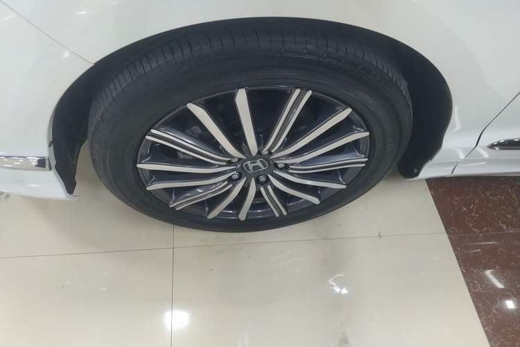 Used Honda Elysion 2022 2.0L eHEV Luxury Edition
