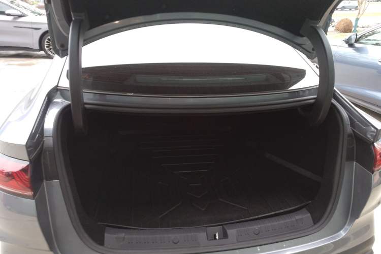 Used BYD Qin L 2024 DM-i 80KM Beyond Model Trunk