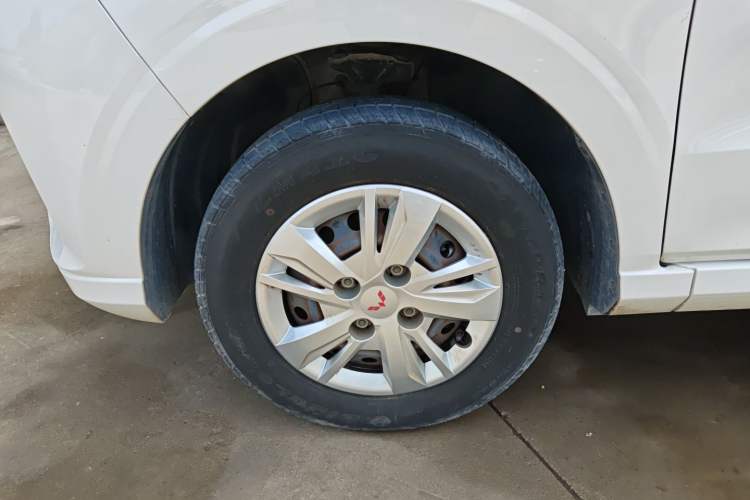 Used Wuling Hongguang 2021 1.5L Revised S Base Version with Electric Power Steering LAR Exterior 4