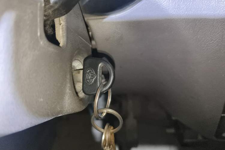 Used CHANGAN KUAYUE V3 2017 1.2L Passenger Vehicle DK12-10