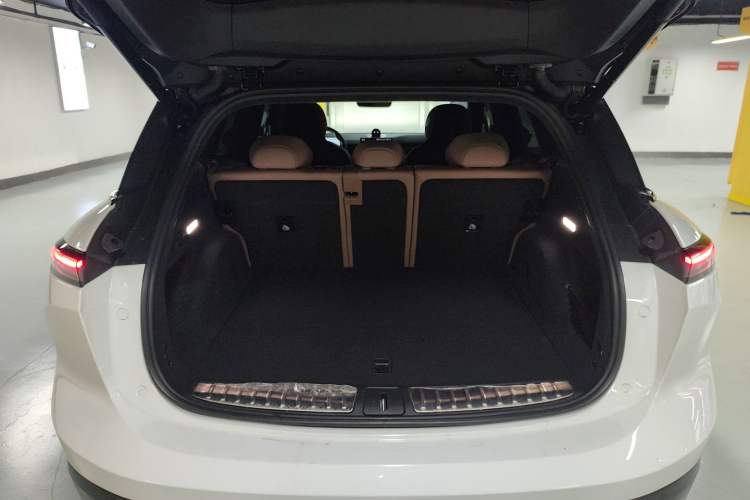 Used Nio ES6 2024 75 kWh
