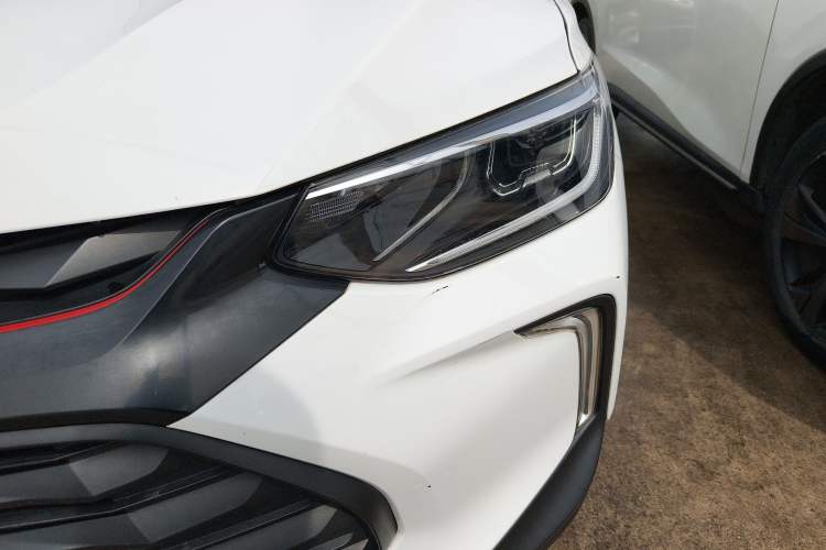 Used Chevrolet Trax 2021 Redline 335T CVT Luxury Edition China VI Standard