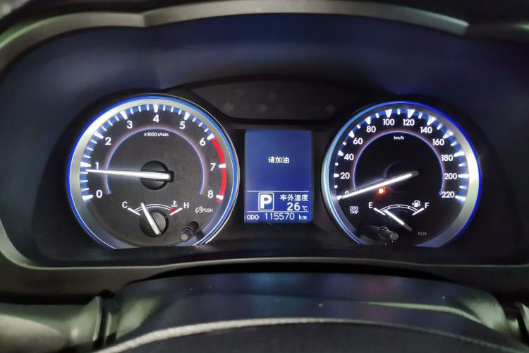 Used Toyota Highlander 2017 2.0T Two-Wheel Drive Elite Version 7 Seats