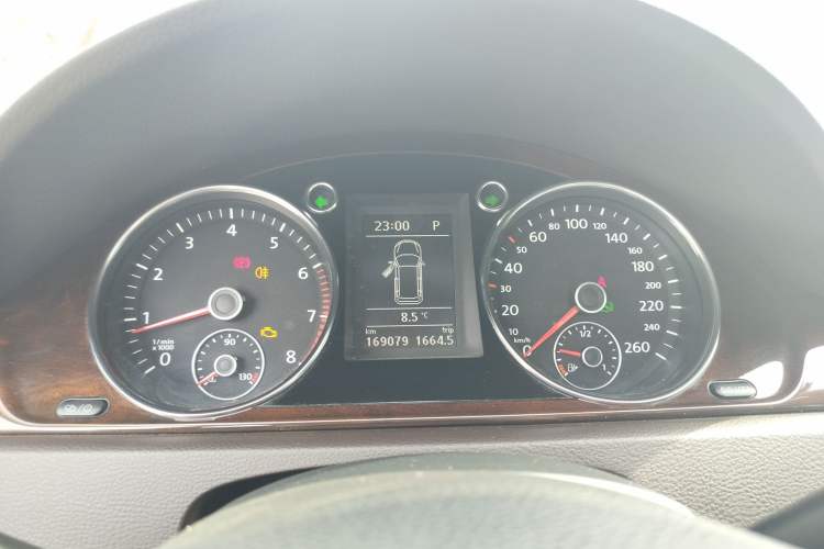 Used Volkswagen Magotan 2012 Travel Edition 2.0 TSI Comfort Version