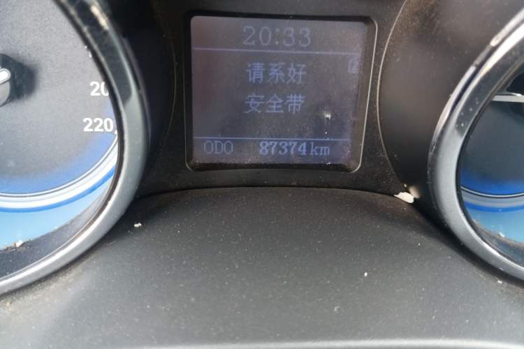 Used Chery E3 2013 1.5L Manual Fashion Model Odometer Close Up