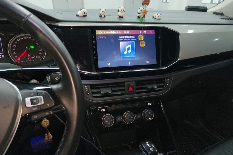 Used Volkswagen Tayron 2019 330TSI Two-Wheel Drive Luxury Model China VI Standard Audio And AC Panel