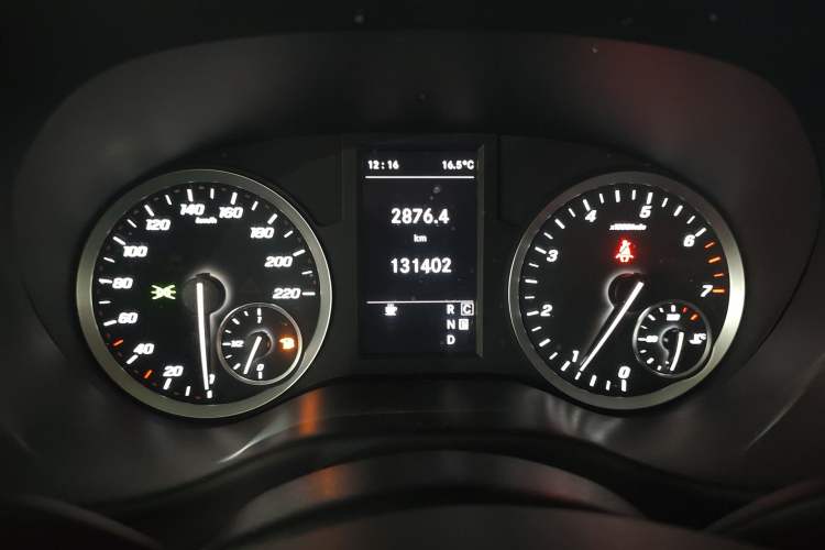 Used Mercedes-Benz Vito 2021 2.0T Elite Version 7 Seats Instrument Cluster