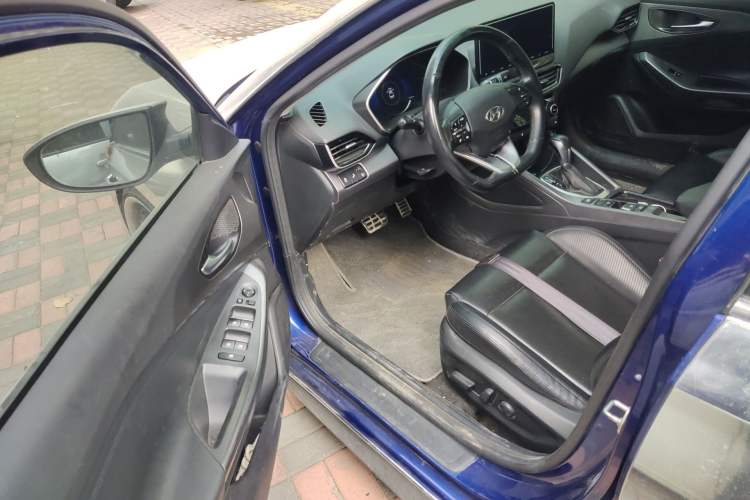 Used Hyundai Lafesta 2019 280TGDi Smart Speed Version China VI Standard Driver Seat