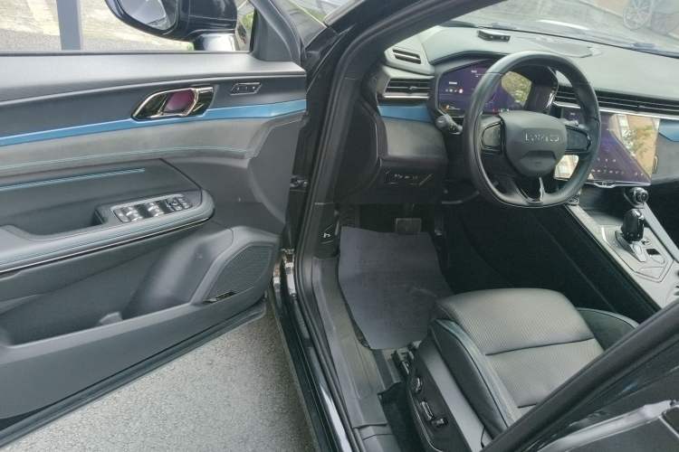 Used Lynk & Co 05 EM-P 2021 1.5TD PHEV HALO