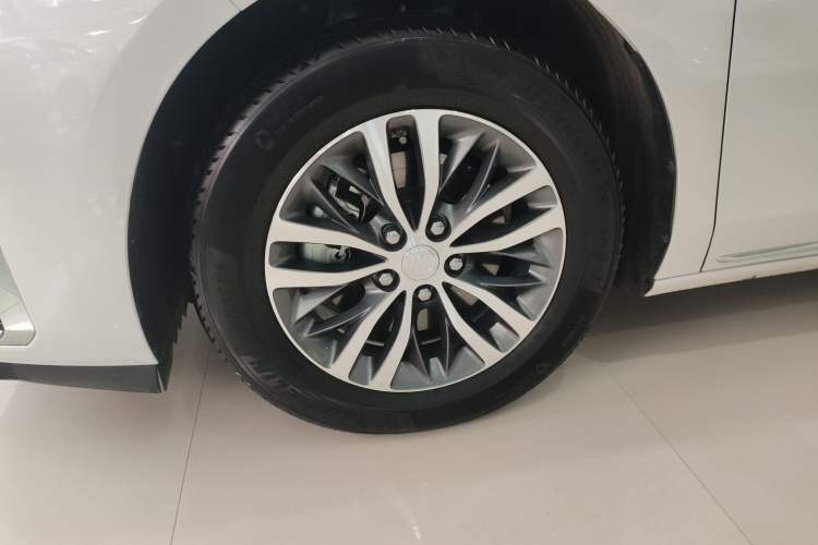 Used Buick GL8 2023 ES Lu Zun Comfort Model
