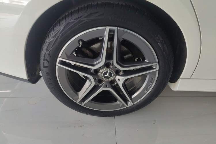 Used Mercedes-Benz CLA 2021 CLA 200 Right Rear Wheel Hub