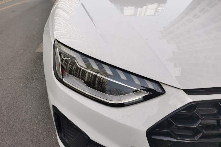 Used Audi A4L 2024 40 TFSI Luxury Dynamic Edition Right Front Headlight