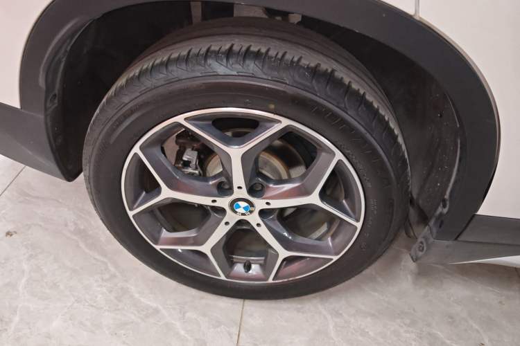 Used BMW X1 2019 xDrive20Li Luxury Model Exterior 3