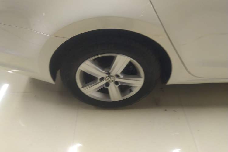 Used Volkswagen Lamando 2021 230TSI DSG Fashion Edition Right Rear Wheel Hub