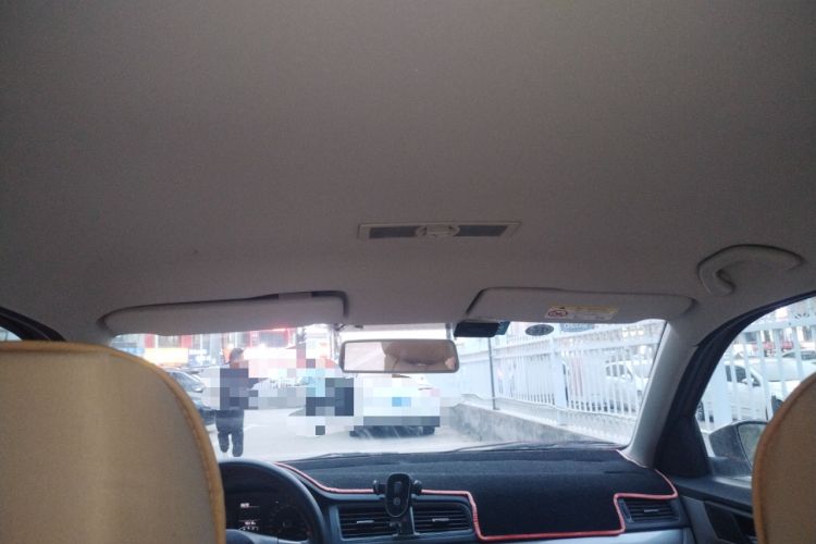 Used Volkswagen Lavida 2013 Revised Classic 1.6L Manual Fashion Edition Headliner