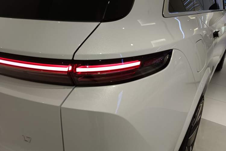 Used Li Auto L7 2025 Ultra Smart Refreshed Edition