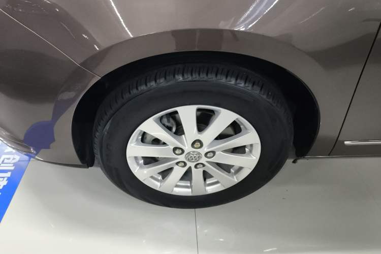 Used Buick GL8 2018 28T Luxury Model China VI Standard
