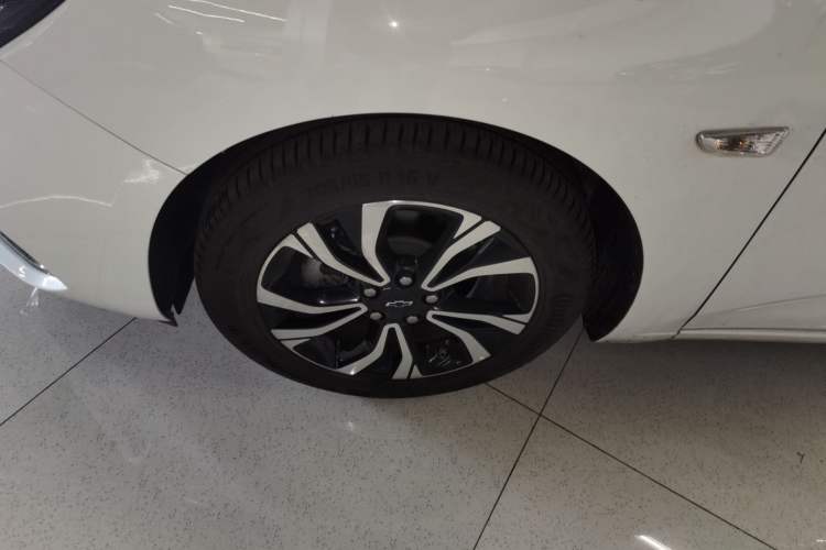 Used Chevrolet Monza 2022 Light Hybrid RS 330T Automatic Comfort Edition
