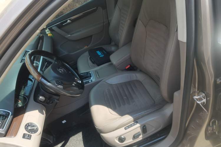 Used Volkswagen Magotan 2015 1.8TSI Prestige Model Left Front Seat