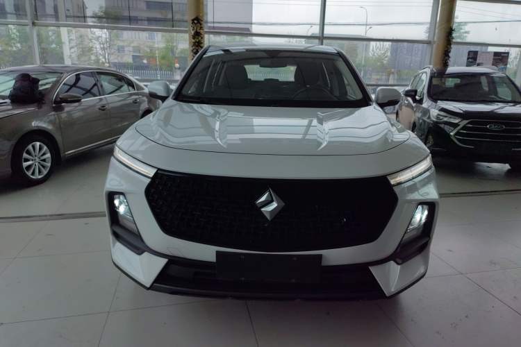 Used Baojun RS-5 2019 1.5T Manual Super Connectivity Version China VI Front