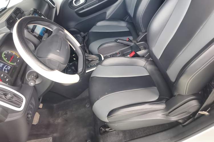 Used Roewe Clever 2022 311km QiQi BoBo Edition
