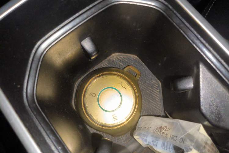 Used NETA V 2022 Chao 400 Lite Interior 1