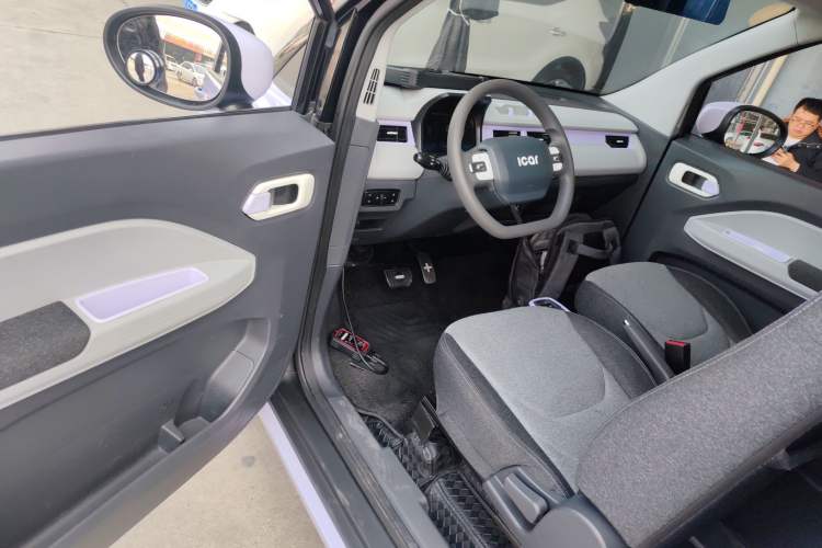 Used Chery QQ Ice Cream 2022 170km Sundae Phosphate Lithium-Ion