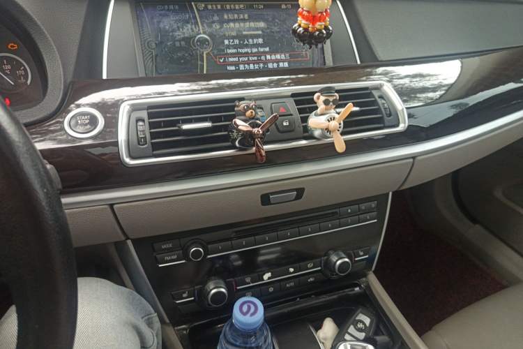 Used BMW 5 Series GT 2011 535i Elegant Edition Audio And AC Panel