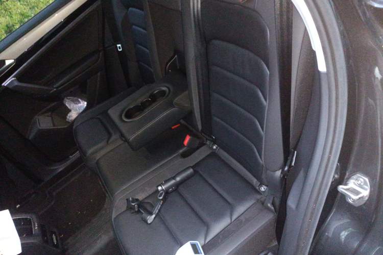 Used Volkswagen Tayron 2019 330TSI Two-Wheel Drive Luxury Model China VI Standard
