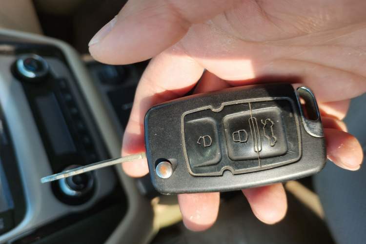 Used Geely Auto Classic Emgrand 2012 Sedan 1.5L Manual Comfort Model