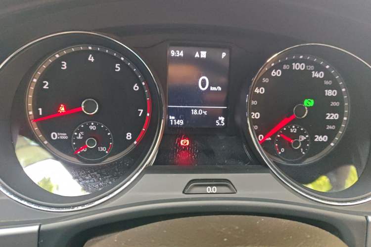 Used Volkswagen Teramont 2017 330TSI Two-Wheel-Drive Luxury Edition Odometer Close Up